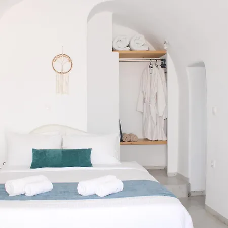 Solasta #1 With Jacuzzi In Santorini Apartment